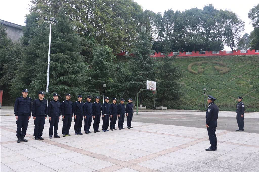 乘风破浪  奔向远方