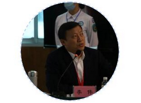 李偉.jpg