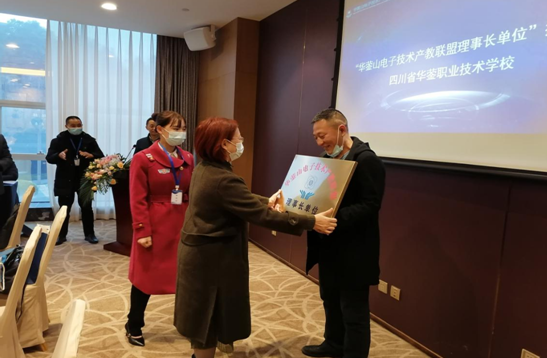 QQ图片20201215094916.png