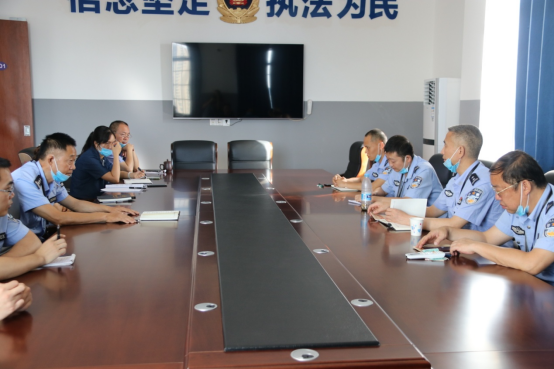 安岳县拘留所就加强疫情防控工作专题 召开所务会议
