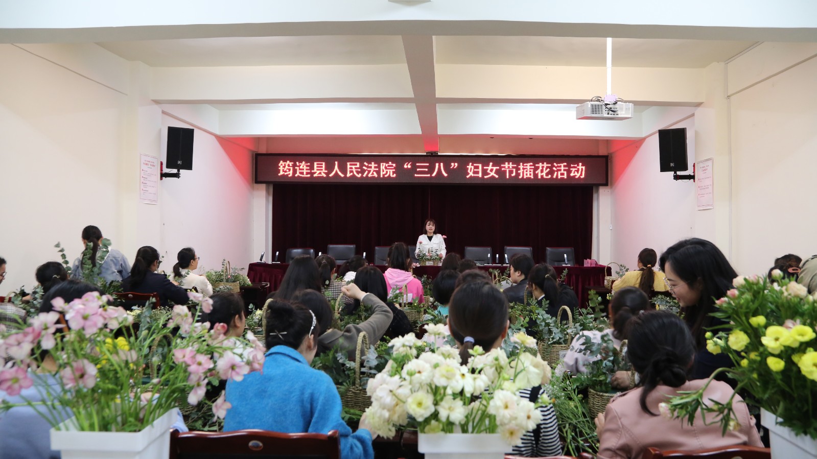 图片1：插花活动现场.JPG