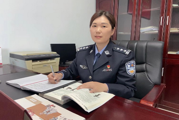 杨长月.jpg