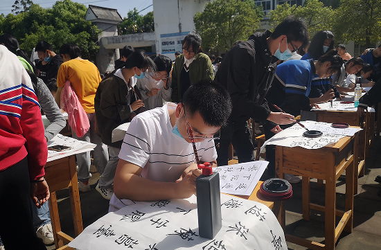 QQ图片20220428224221.png