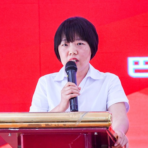 526三小老师.jpg