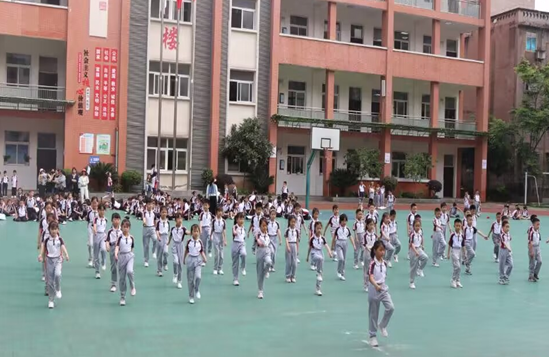 16818998693e2715.png