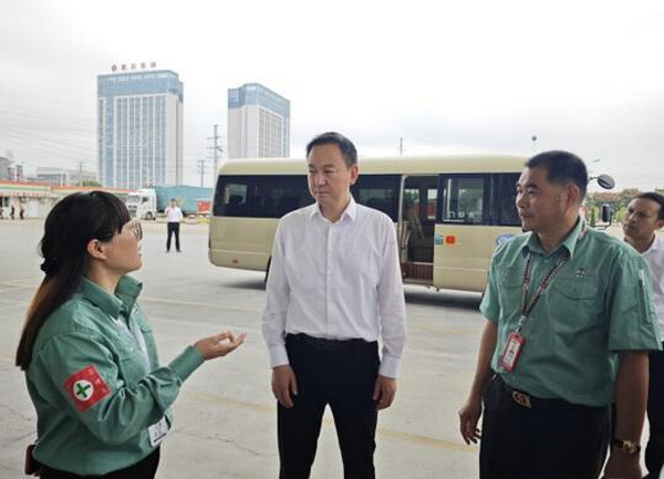 隆昌市委书记林双全带队开展节前安全督导