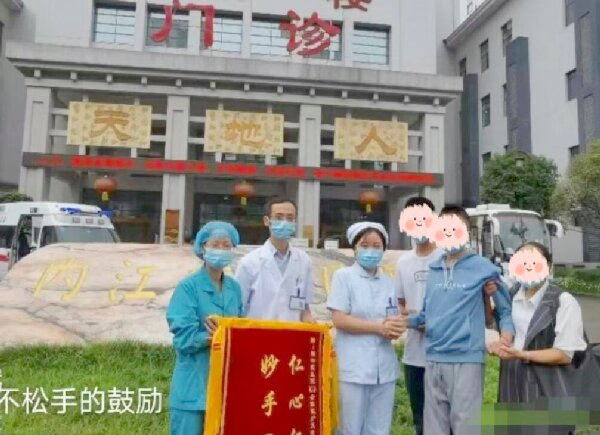 王显辉3.jpg